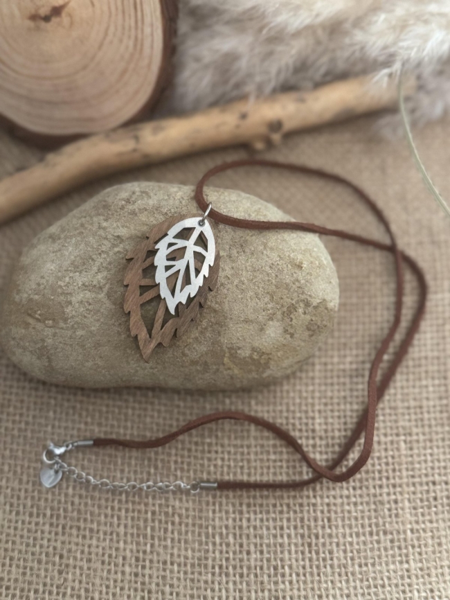 collier 3